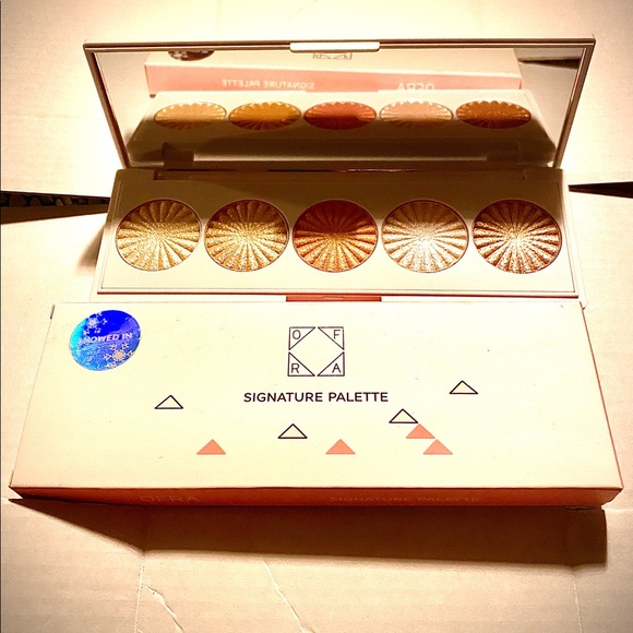 OFRA Other - OFRA Signature Highlighter Palette Snowed In New